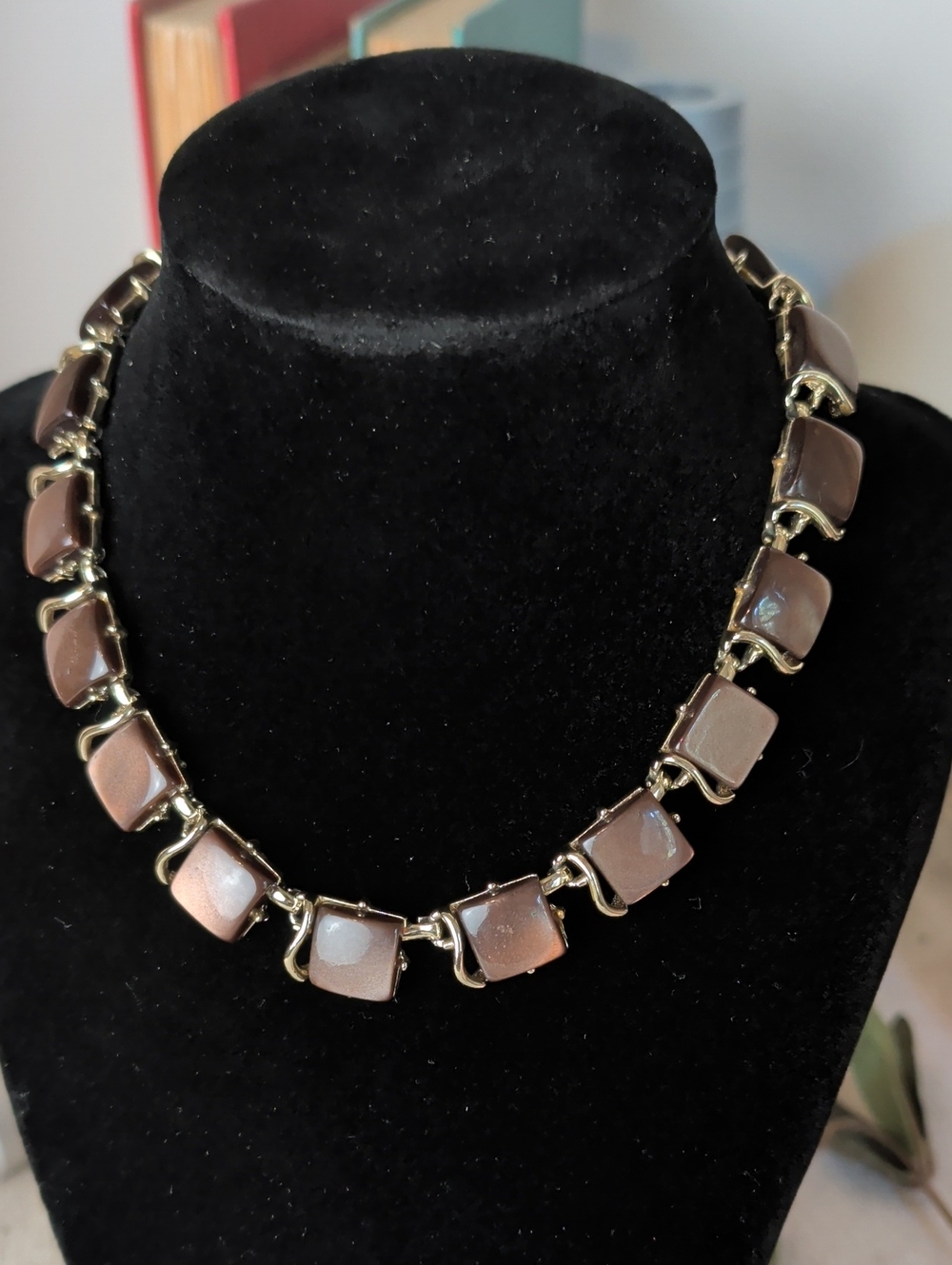 Vintage Coro Root Beer Lucite Brown Cabochon Necklace, Signed Coro 50's 60's